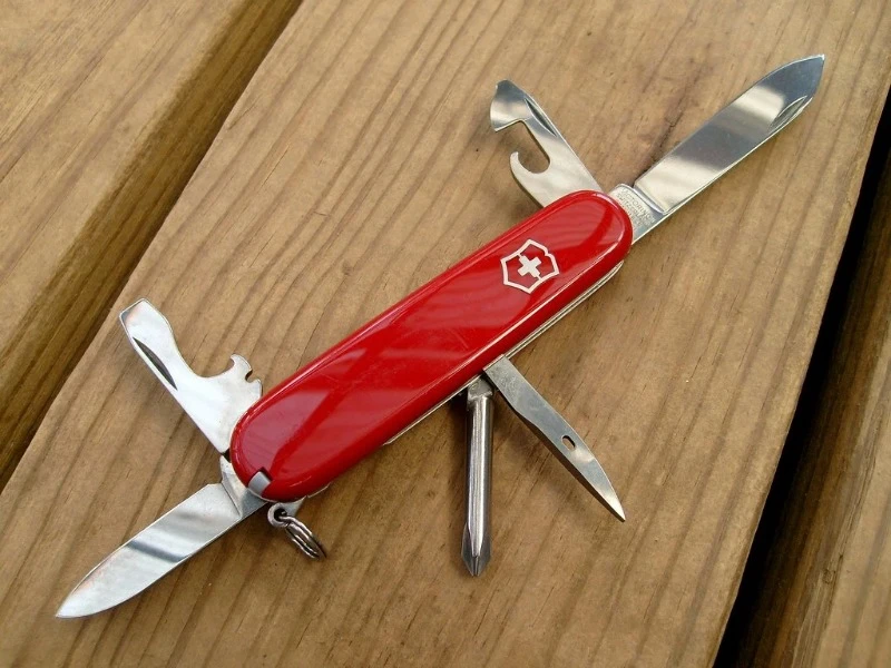 Victorinox Classic