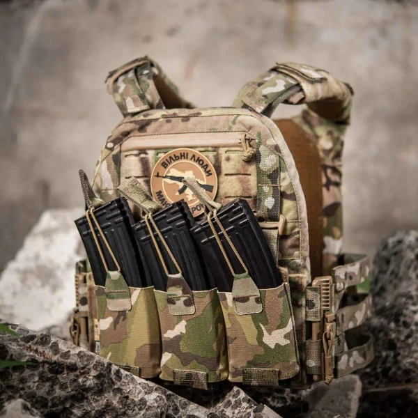 Плитоноски